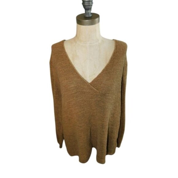 Eileen Fisher Sweaters - Eileen Fisher Size 1X Plus Size Ribbon Weave Vneck Woven Top